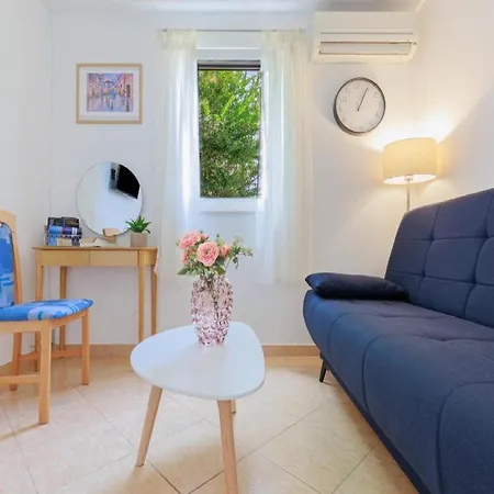 -comfort One Bedroom E8 아파트 *