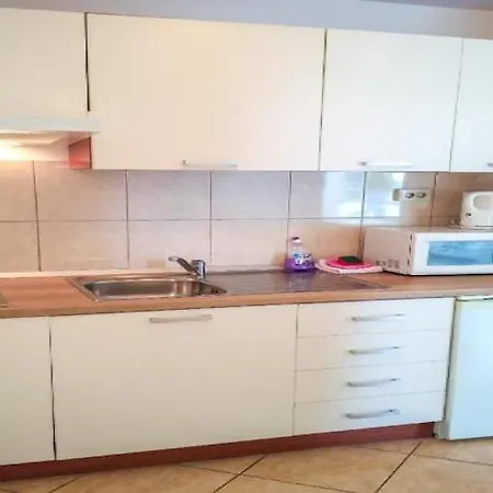 아파트 -comfort One Bedroom E8 룸바르다