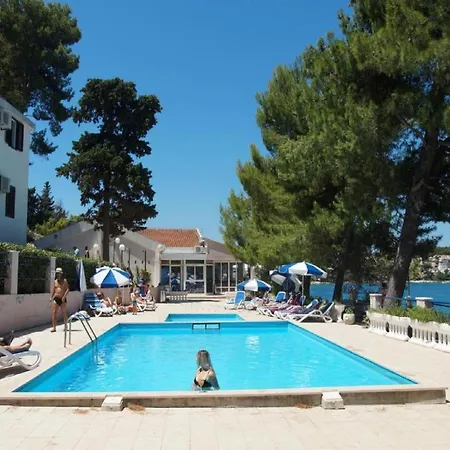 -comfort One Bedroom E8 * Lumbarda